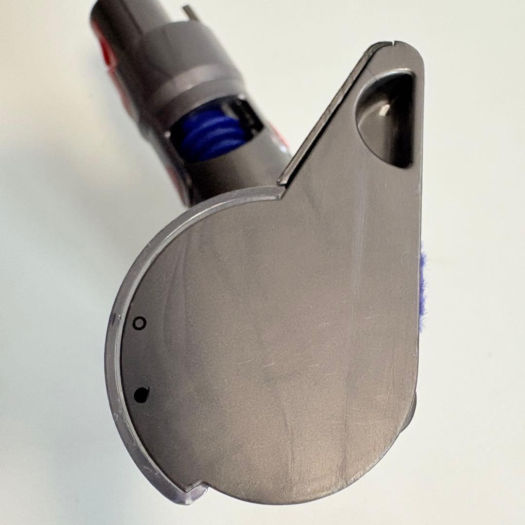 ダイソンV８slim対応のソフトクリーナーヘッド