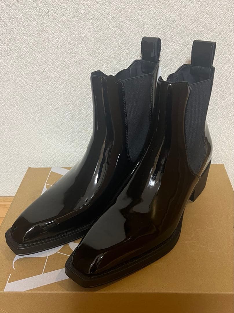 ZARA サイドゴア エナメルブーツ 27㎝