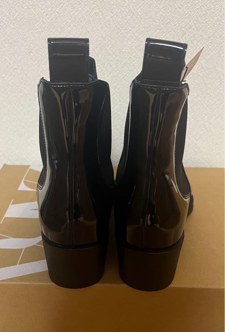 ZARA サイドゴア エナメルブーツ 27㎝