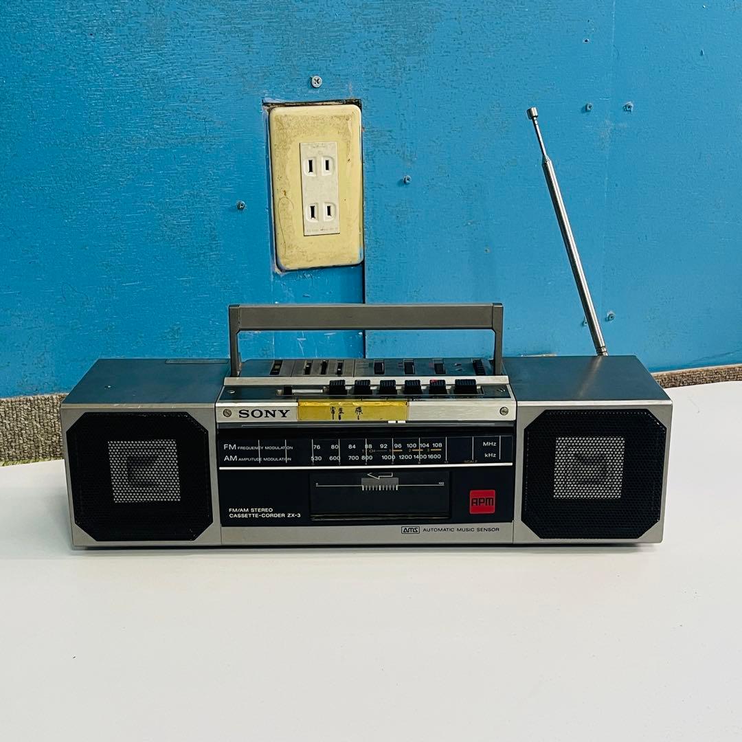 SONY カセットコーダー ZX-3 FM/AMラジオ 日本制動作品