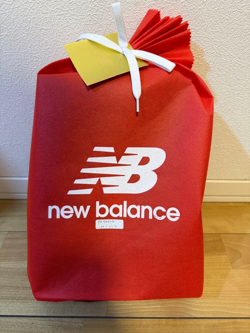 ニューバランス740 BUNGEEスリッポン21.5cm新品未使用ラッピング仕様
