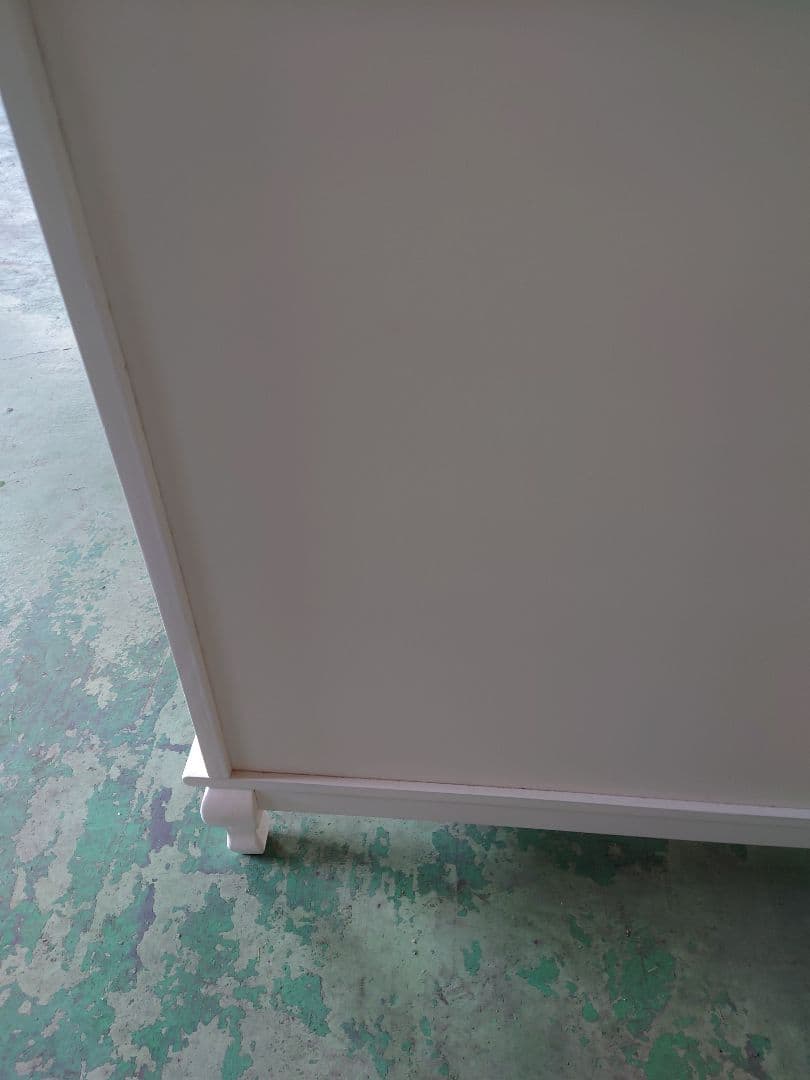 チェスト　白家具　猫脚　シャビーシック　ロココ　フレンチカントリー　サイドボード