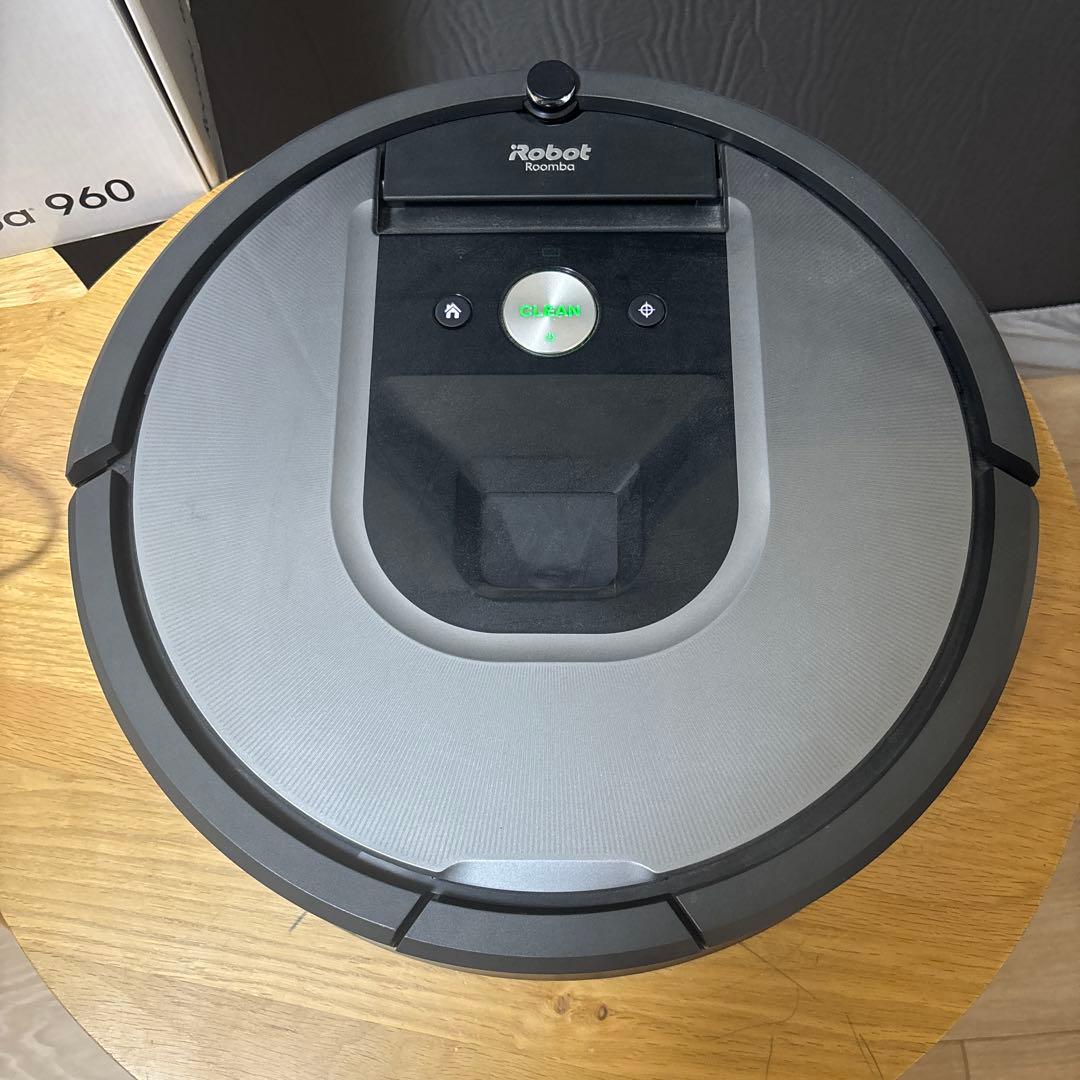 iRobot Roomba 960 本体