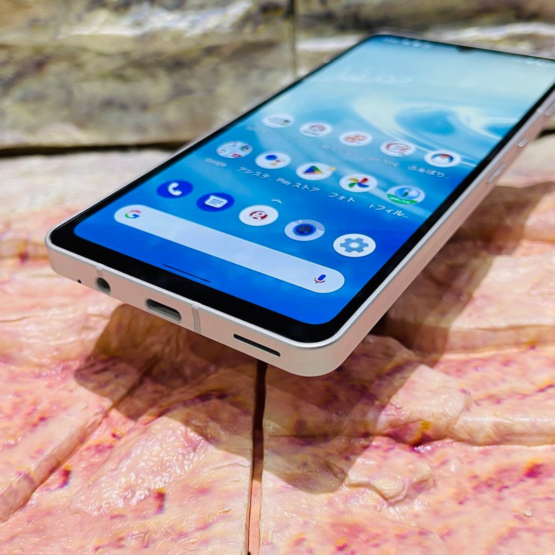 SIMフリー AQUOS sense6 64GB シルバー 電池良好