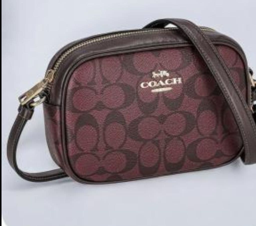 COACH　ミニショルダー　ボルドー　新品未使用