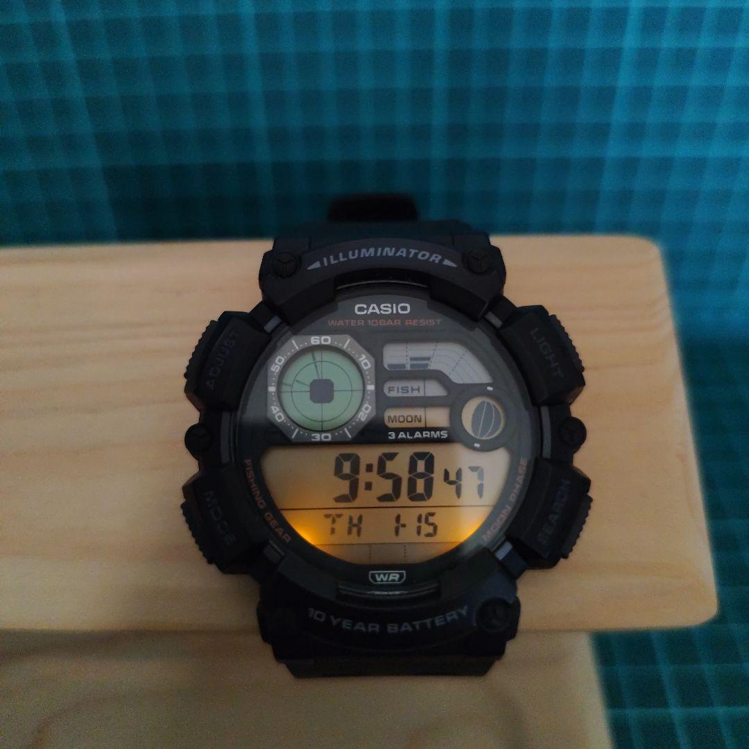 CASIOコレクション　タイドグラフ付き、フィッシング機能付き、腕時計2本セット