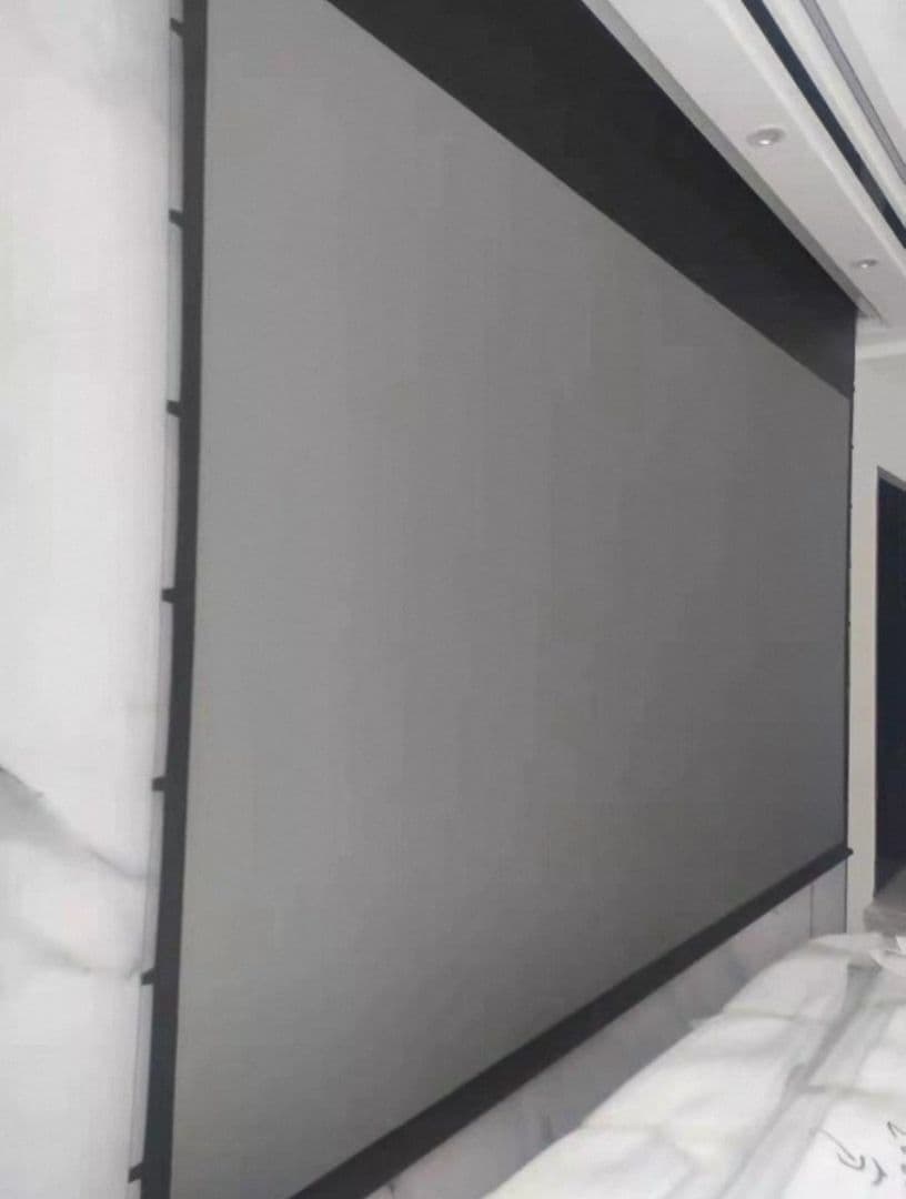 お引き取り1万円値引き　120インチ4k対応　プロジェクタースクリーン 高解像度