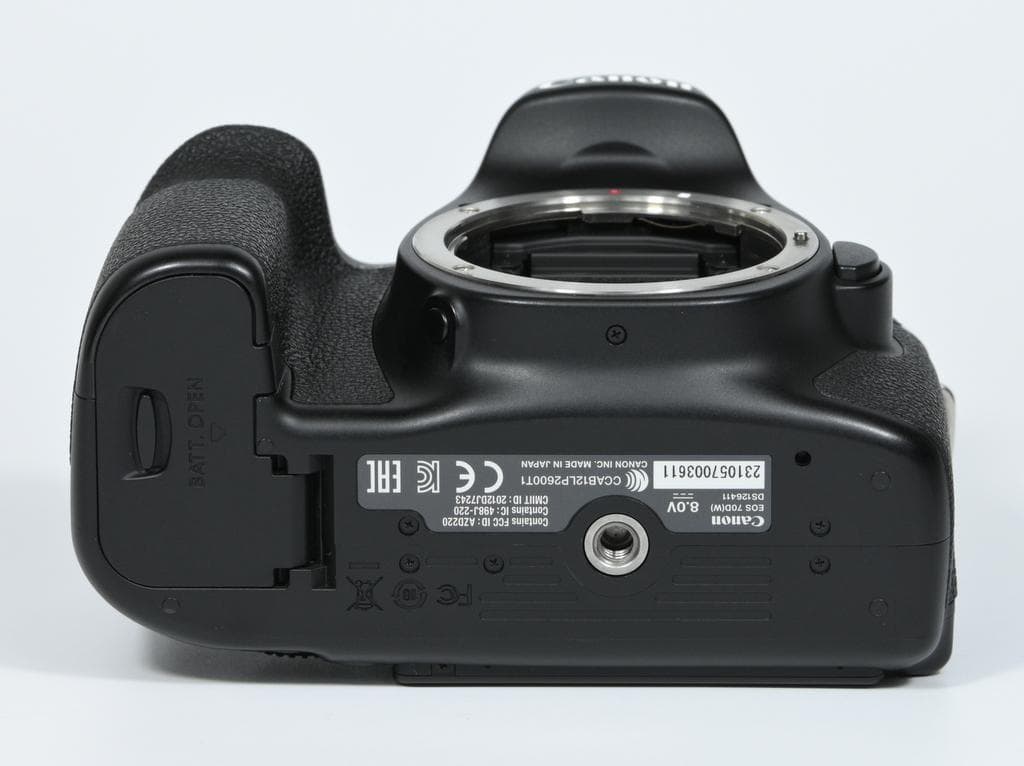 【美品】 キヤノン　Canon EOS 70D ボディ 《ショット数3971》