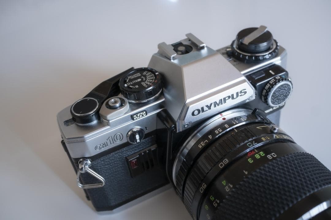OLYMPUS OM-10 フィルム一眼レフカメラ