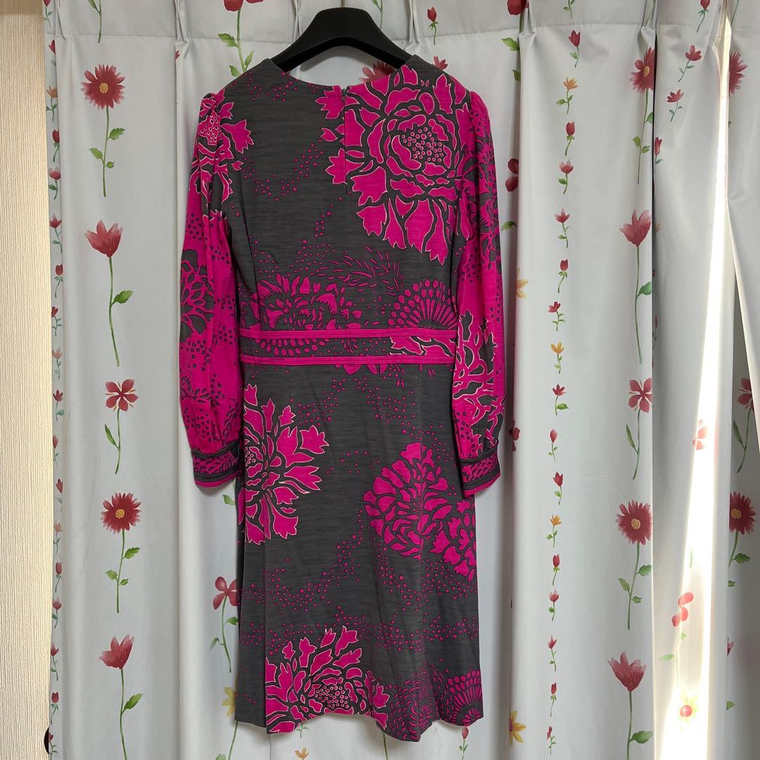 このはな　レオナールワンピース