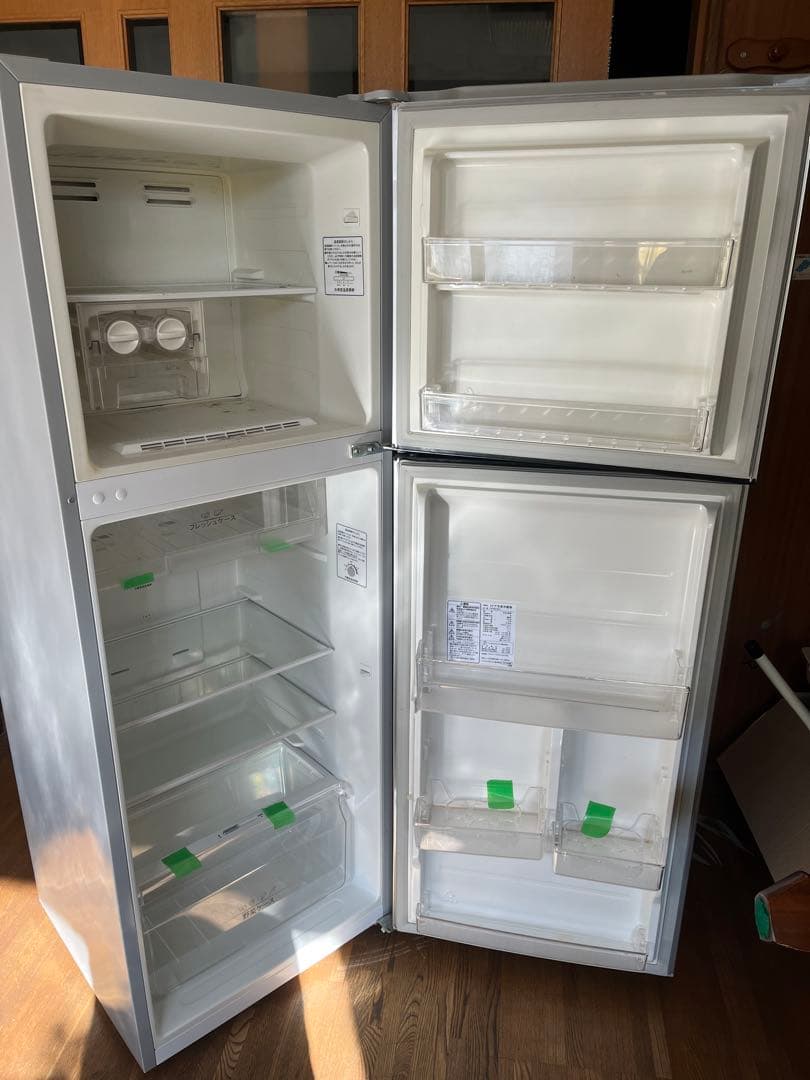 2ドア冷蔵庫 HRB2301 227L 2016年型　1/14まで