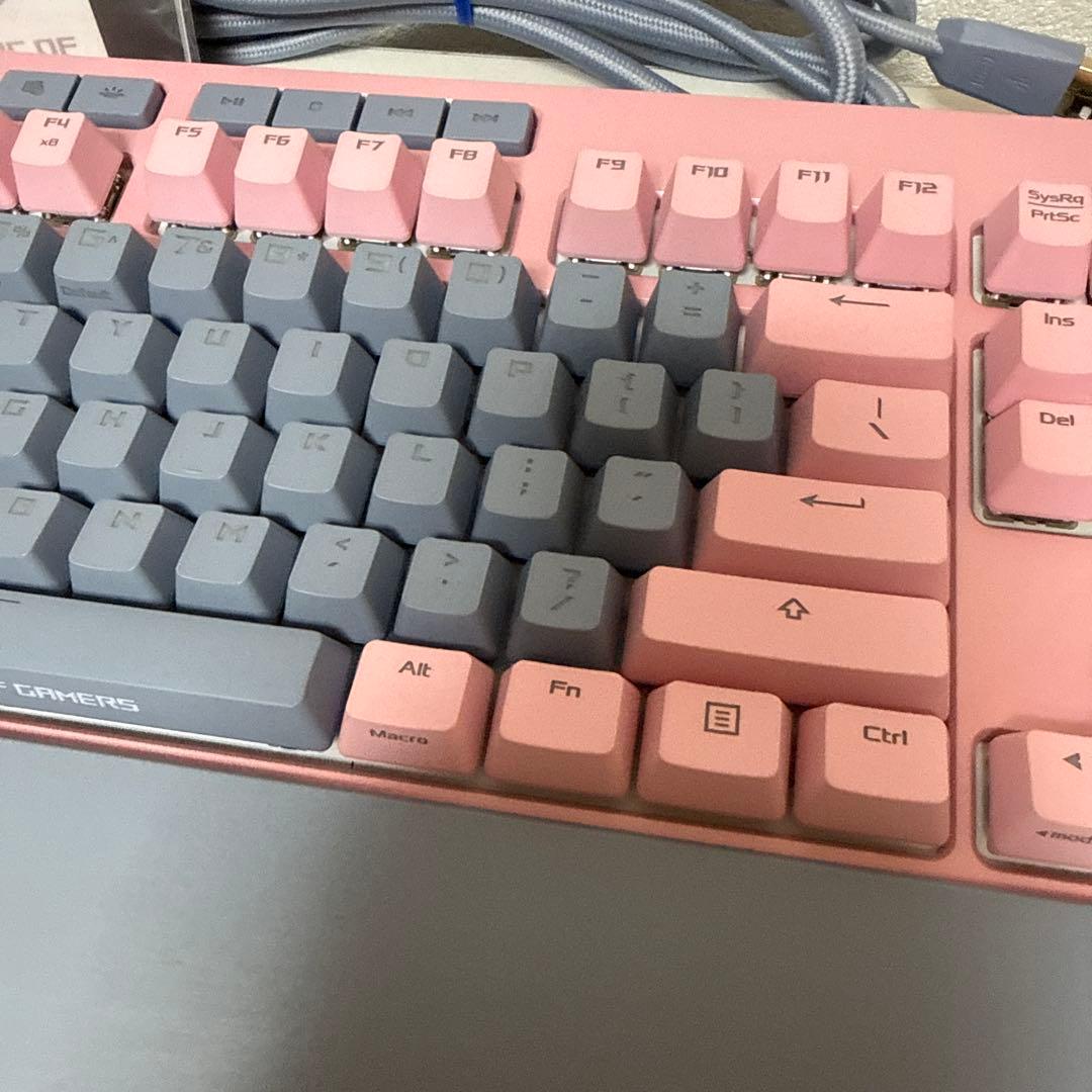 美品 ASUS ゲーミングキーボード XA01 ROG STRIX FLARE