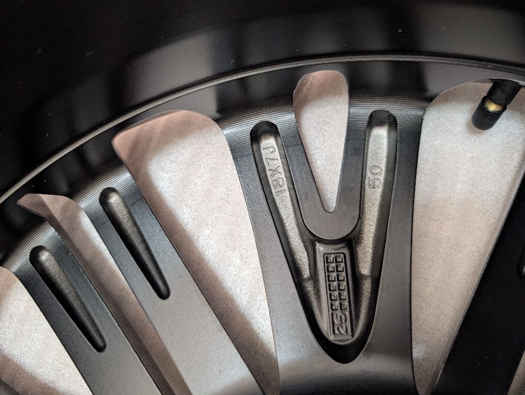 1本価格・新車外し★トヨタ ヤリスクロス Zグレード 純正 ホイール 18インチ