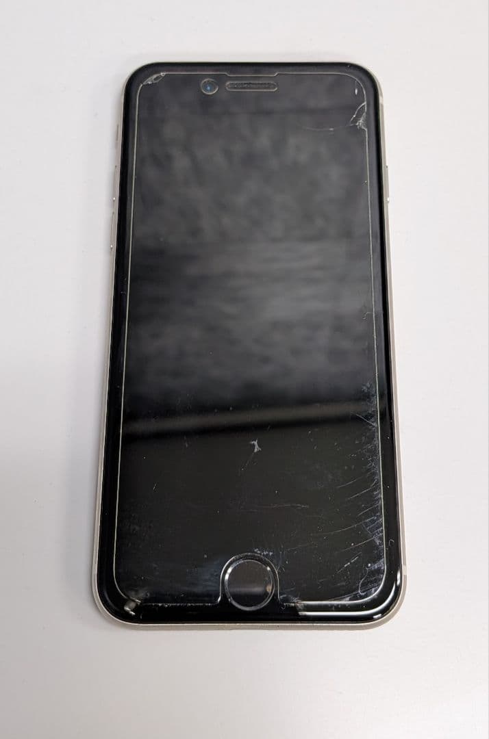 Apple iPhone SE (第3世代) ホワイト 64GB