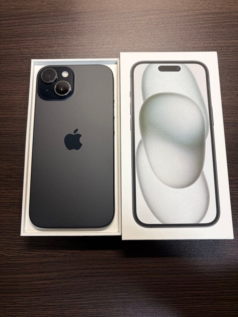 値下げ中！Apple iPhone 15 ブラック 本体 充電ケーブル付き