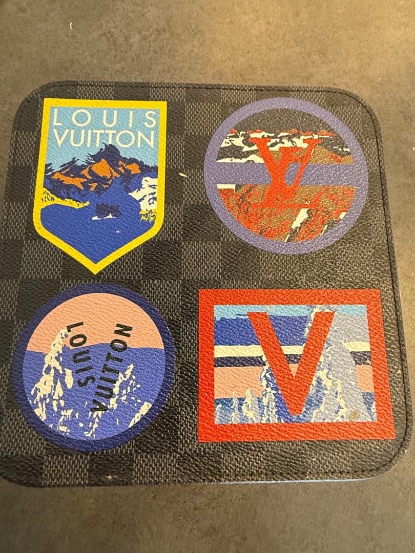 ルイ・ヴィトン トレイ