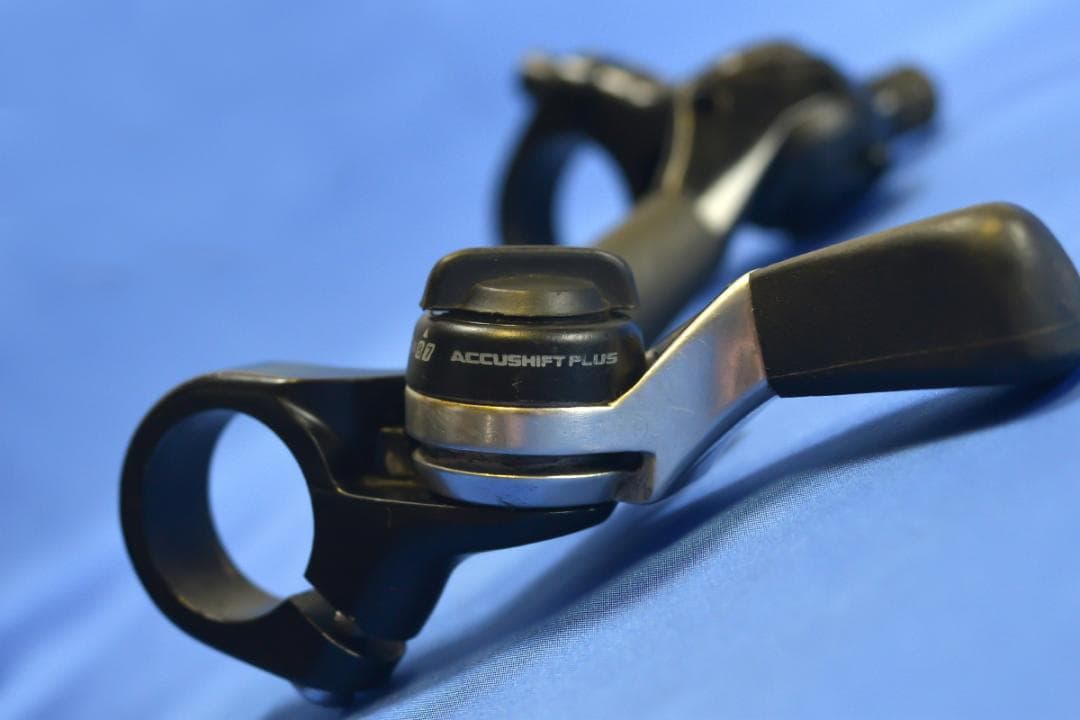 超レア SUNTOUR Ｆ・Ｒサムシフター ３s８s セット