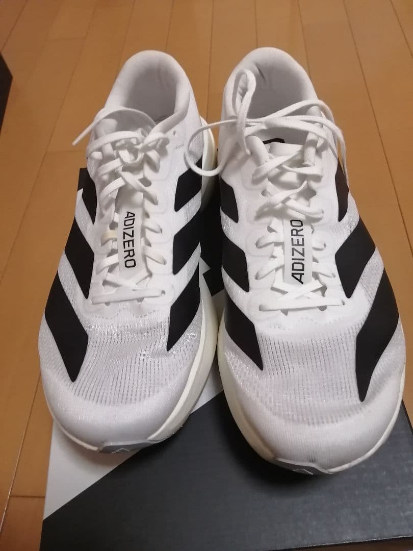 アディダス Adizero EVO SL