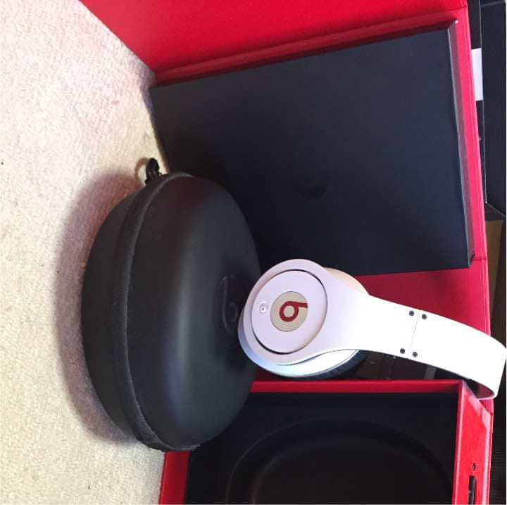 beats by dr. dre ヘッドホン