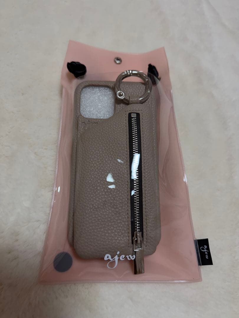 ajew (正規品)ベージュ ジッパー付き iPhone12Promaxケース