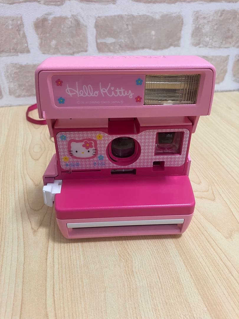 ☆ハローキティ ポラロイドカメラ☆