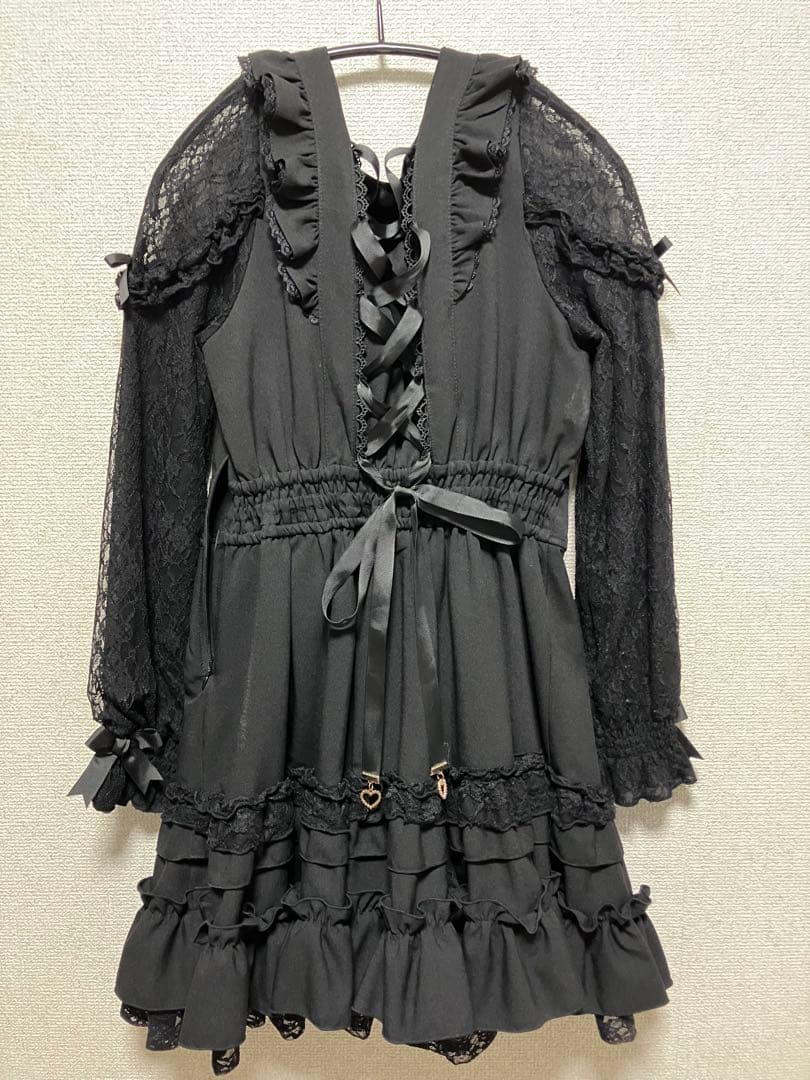 LIZLISA リズリサ ティアラリボンティアードワンピース ブラック