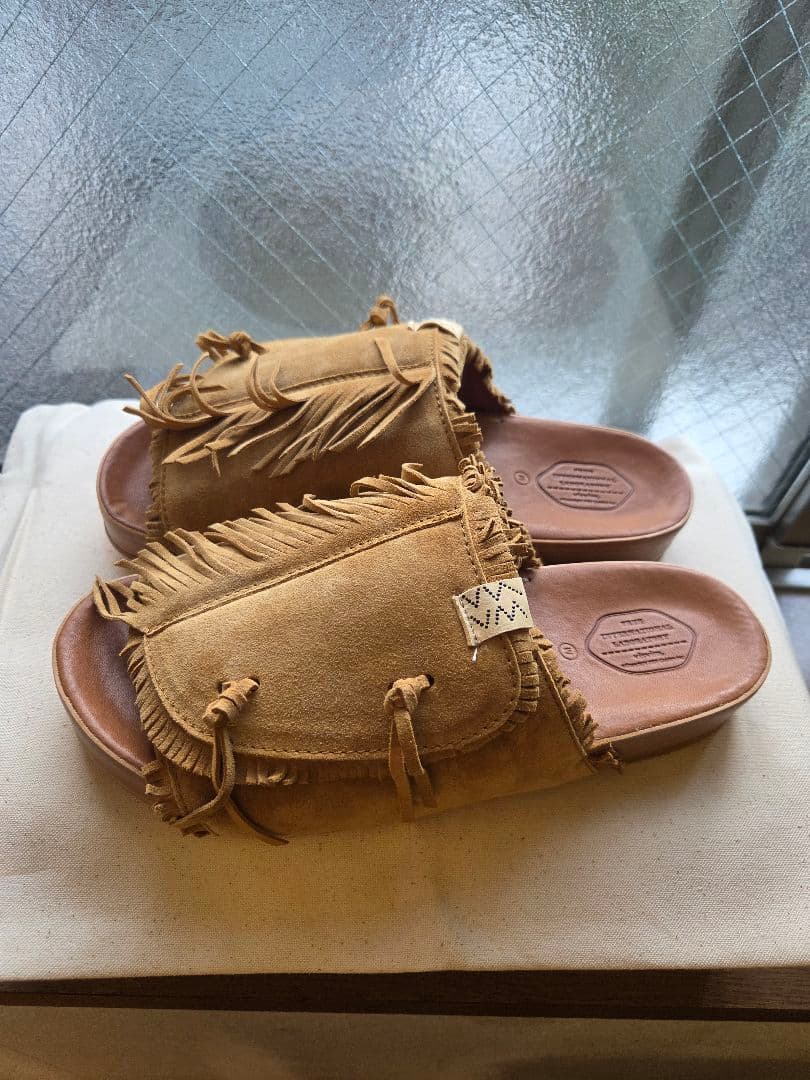 visvimビズビム　フリンジ付きスエードサンダル