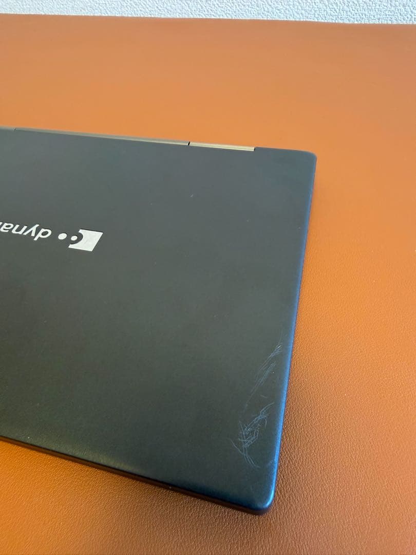 V83/HVi5-1135G7 8GB 512｜Win11 Pro Office