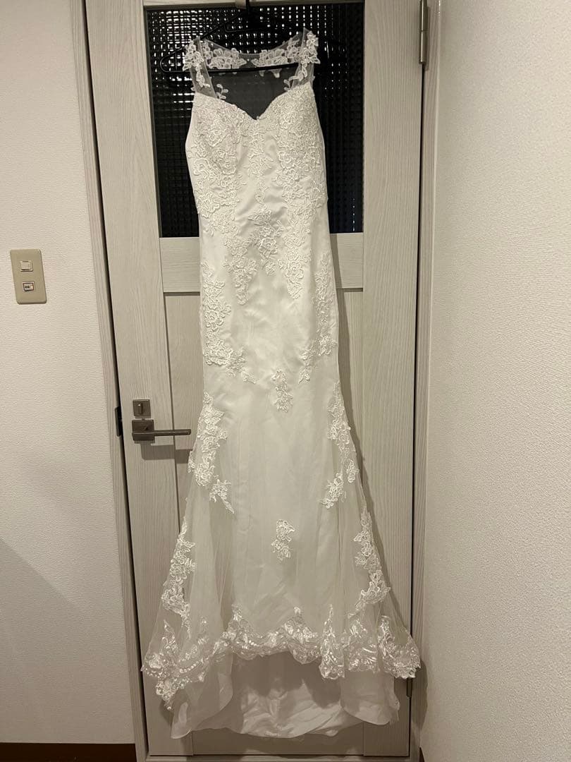 B'sweet レースバック ウェディングドレス　結婚式前撮りフォトウエディング