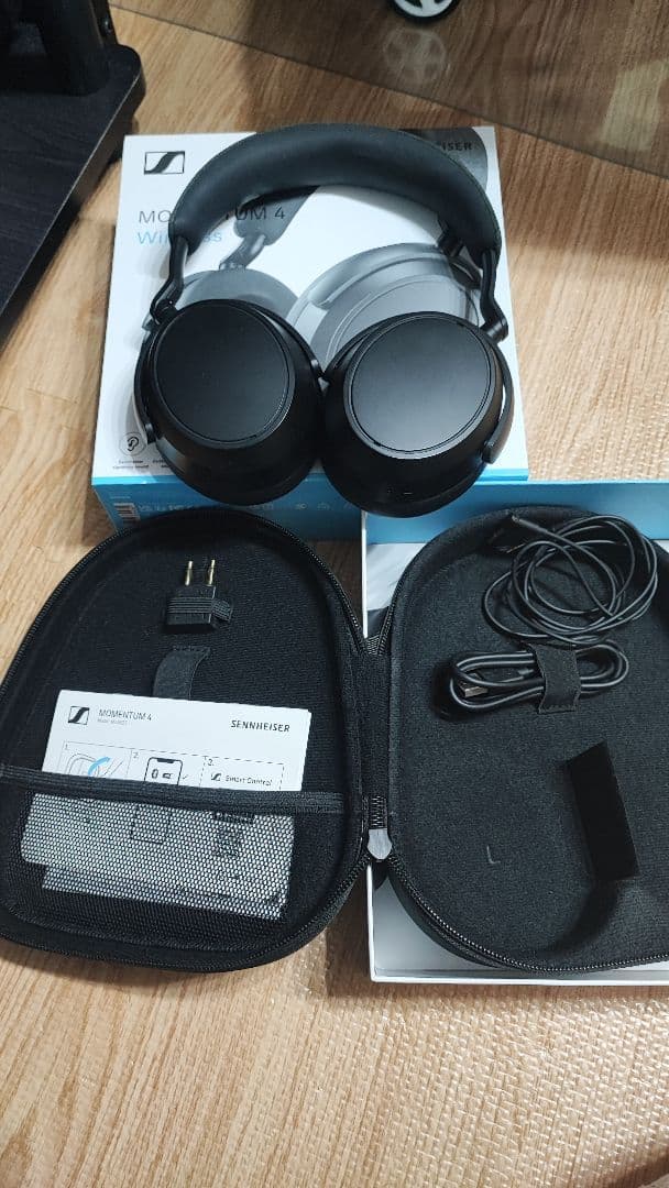 ジャンク品　Sennheiser MOMENTUM 4 ワイヤレスヘッドホン