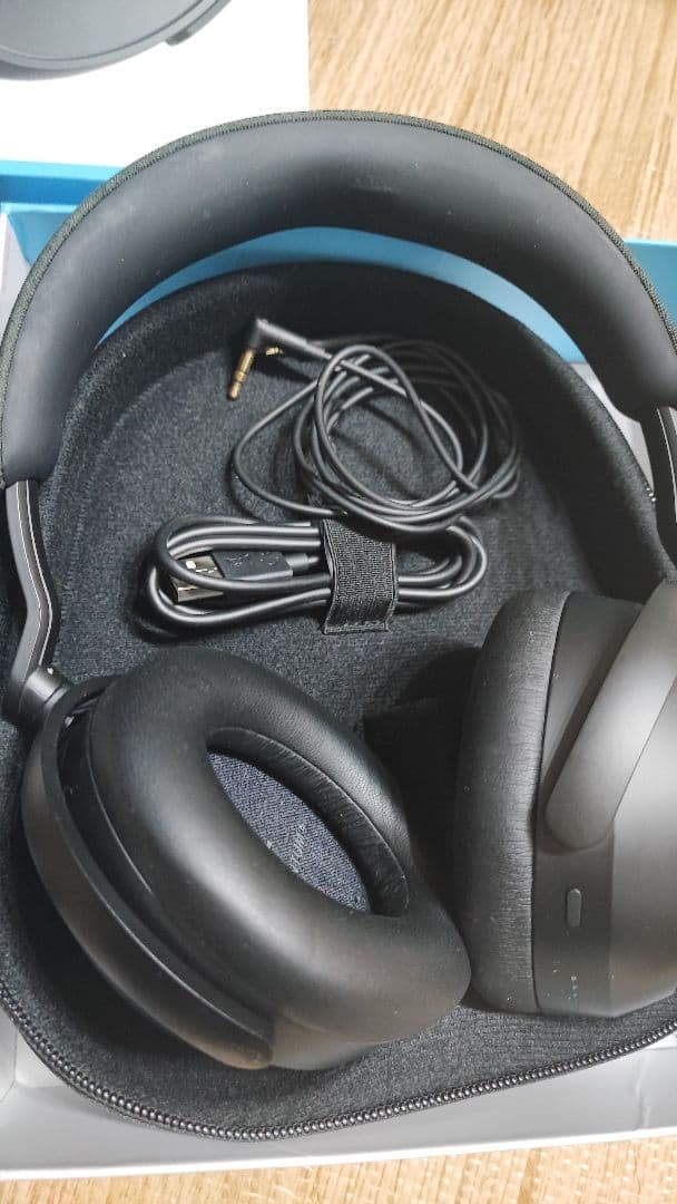 ジャンク品　Sennheiser MOMENTUM 4 ワイヤレスヘッドホン