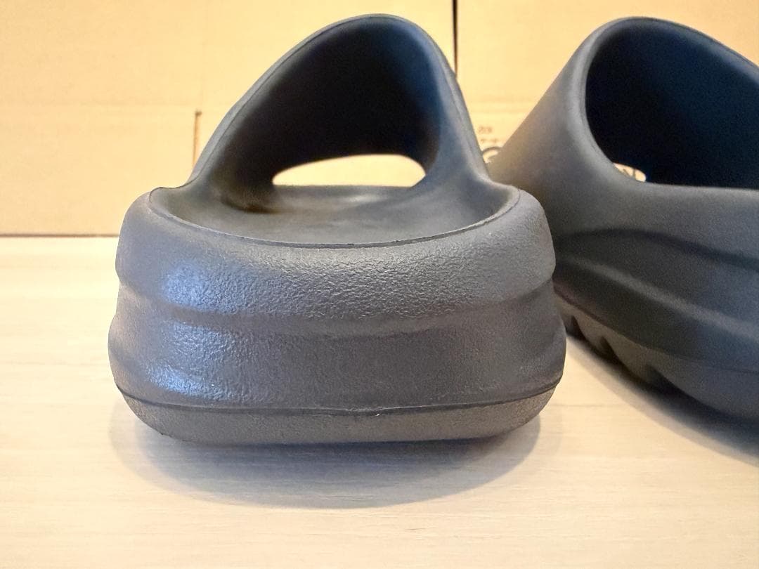 アディダス イージー スライド サンダル 27.5cm US9 HQ6448 黒