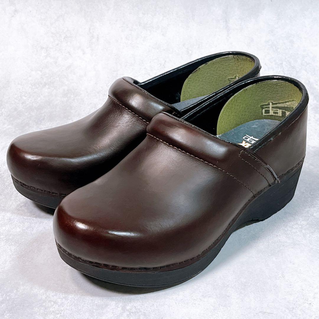 【ダンスコ】サボサンダル (38) プロフェッショナル　クロッグ　厚底　ブラウン