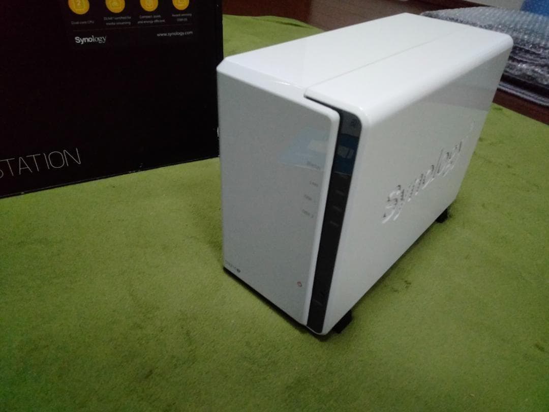 外付けハードディスク・ドライブ Synology DiskStation DS215j