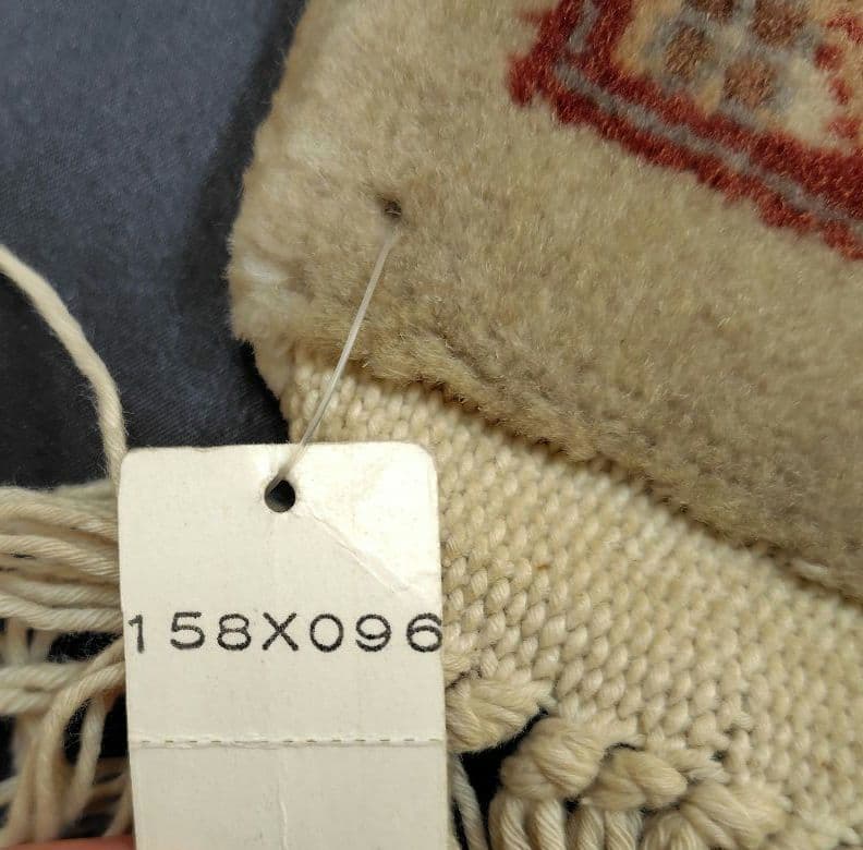 【花アラベスク】パキスタン絨毯　ウール手織り　ヴィンテージ　オレンジベージュ