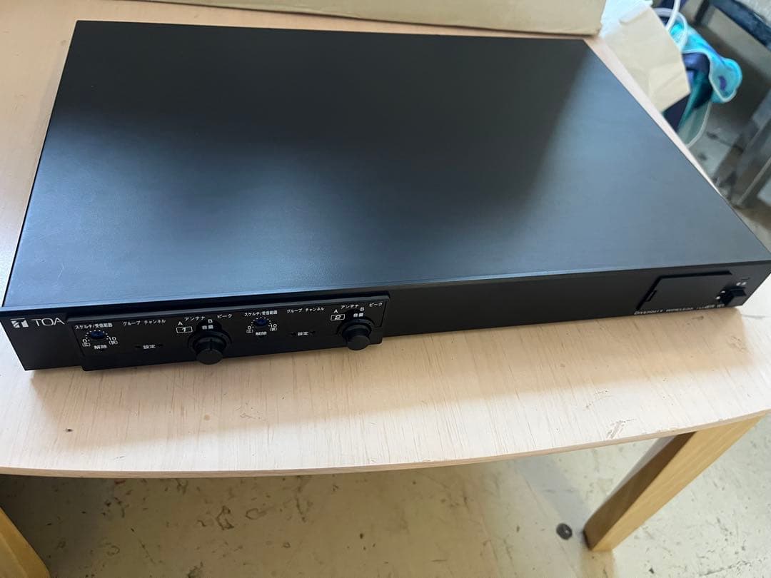 TOA ダイバシティワイヤレスチューナーWT-1822