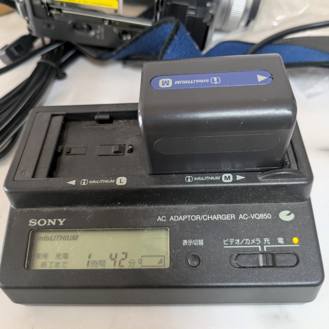 SONY DCR-TRV20 ビデオカメラ バッテリー　メモリースティックあり