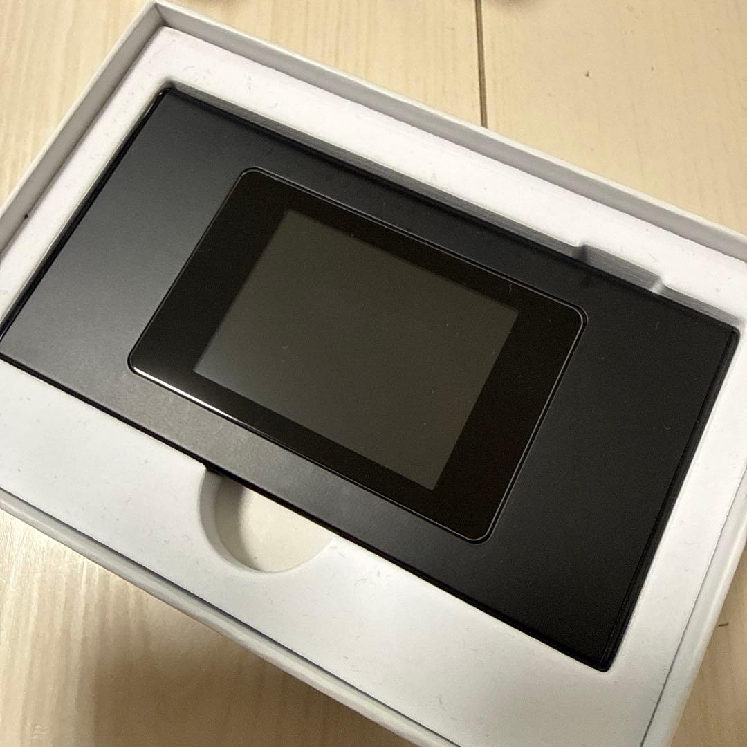 海外でも使える！MR1 リチャージルーター 4G フィルム、ケース付　ギガセット