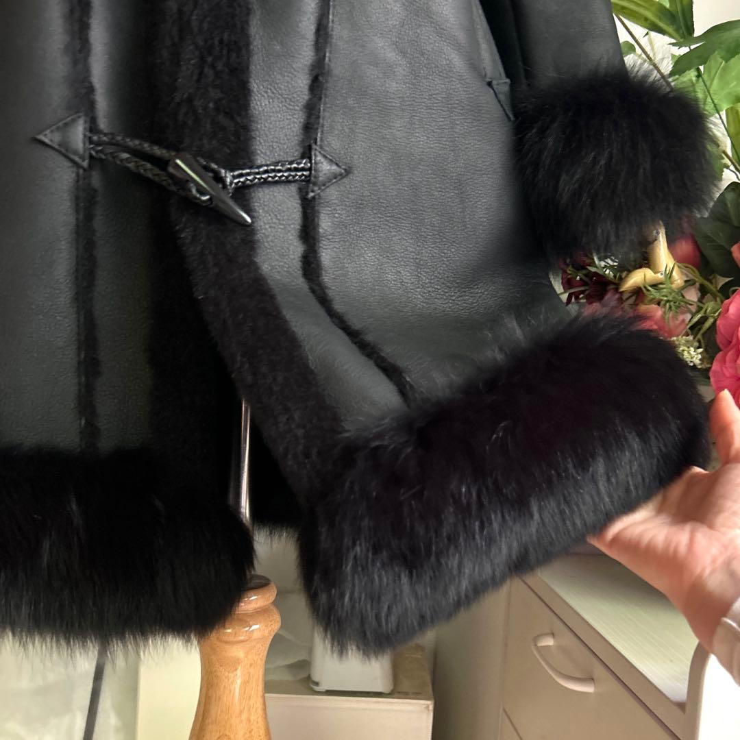 美品　SOV. 羊革ダブルフェイン本物リアルムートンコート　暖かいダッフルコート