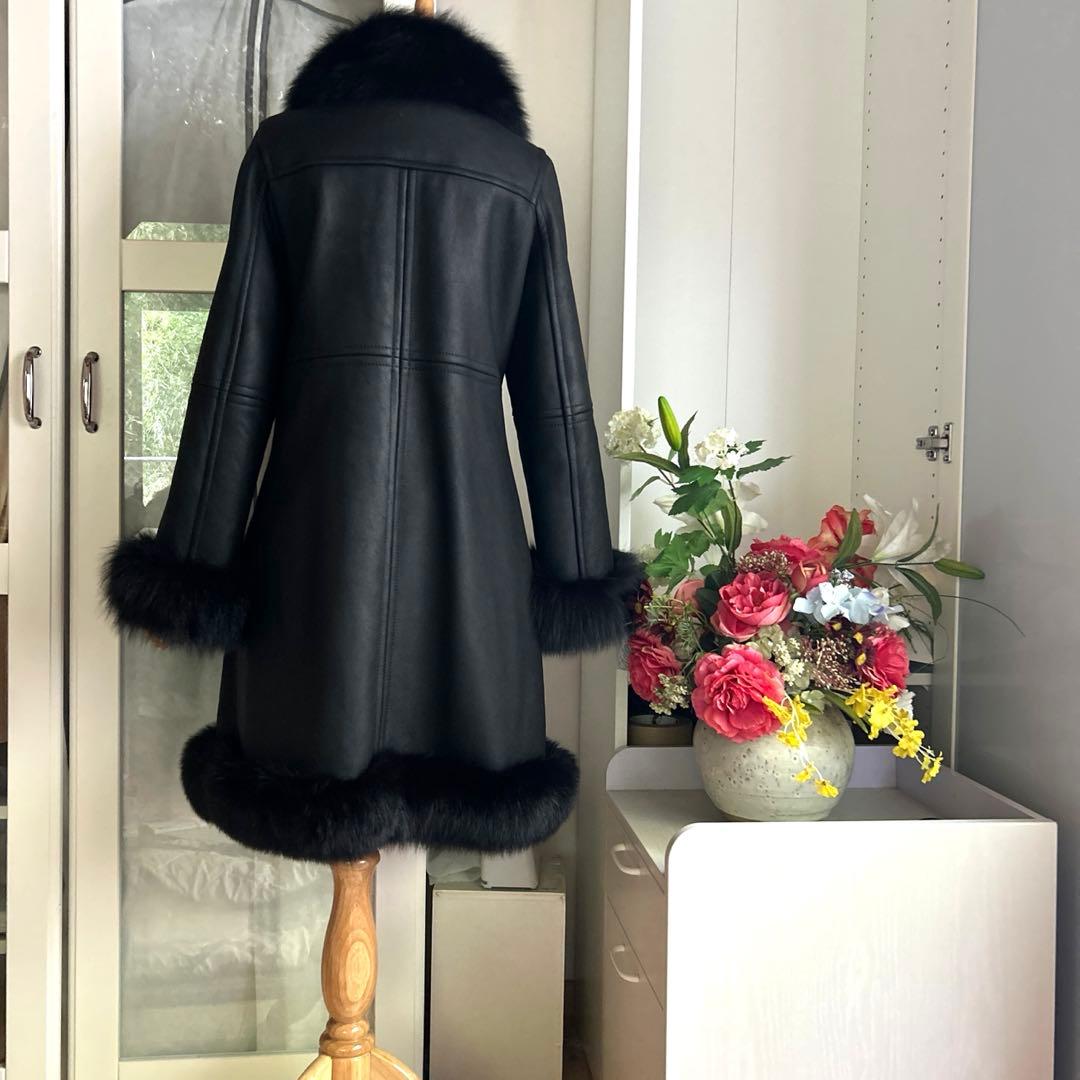 美品　SOV. 羊革ダブルフェイン本物リアルムートンコート　暖かいダッフルコート