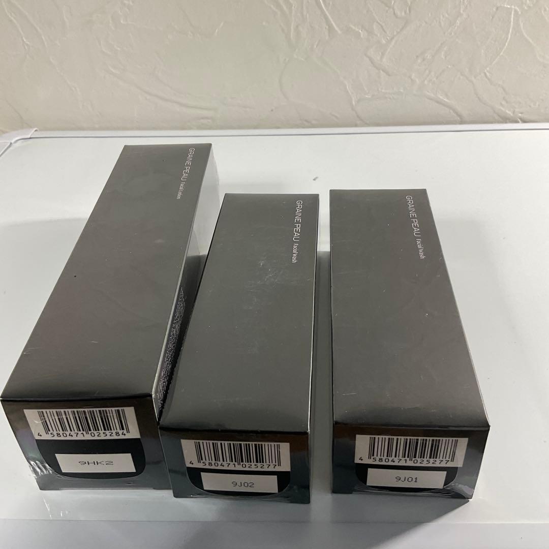 グレーヌ・ポー　フェイシャル　化粧水と洗顔料