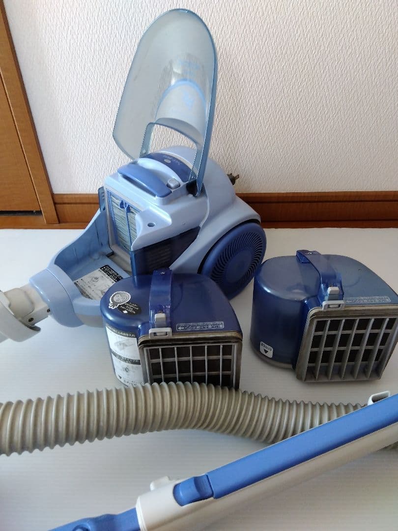 HITACHI サイクロン掃除機 青