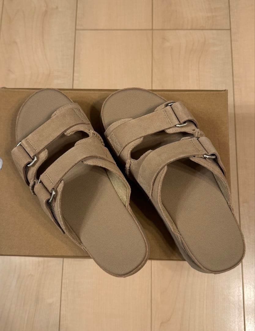 UGG アグ スライド サンダル ゴールデンスター ハイ レディース ベージュ