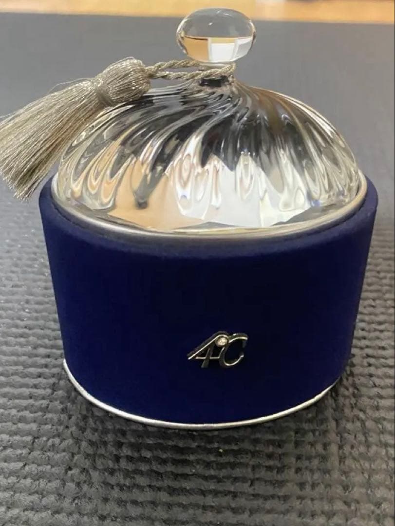 ４℃ ピンクゴールド ドロップ型ネックレス ケース付き