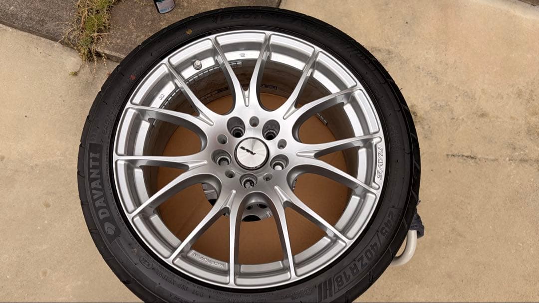 と*も様 RAYS ホムラ HOMURA 2×7 18インチ　＋　ほぼ新品タイヤ