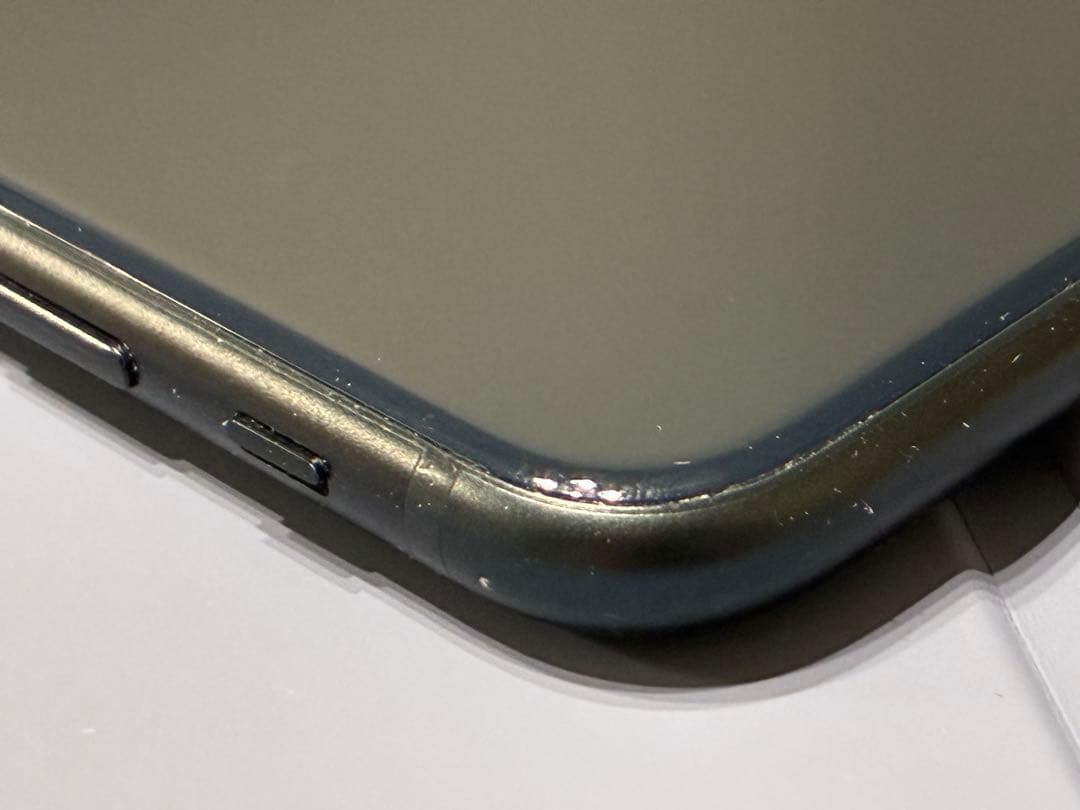 iPhone se3 128GB SIMフリー