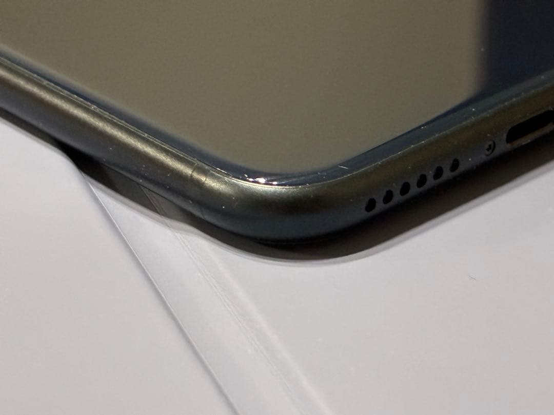 iPhone se3 128GB SIMフリー