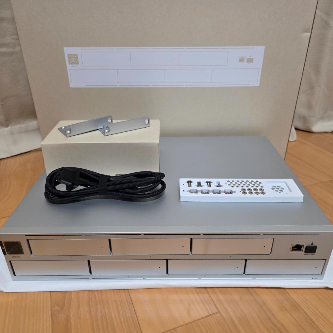 外付けハードディスク・ドライブ UniFi UNAS Pro