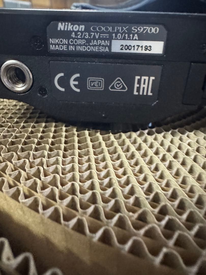 ハナNikon COOLPIX S9700 30倍ズーム　動作確認済み