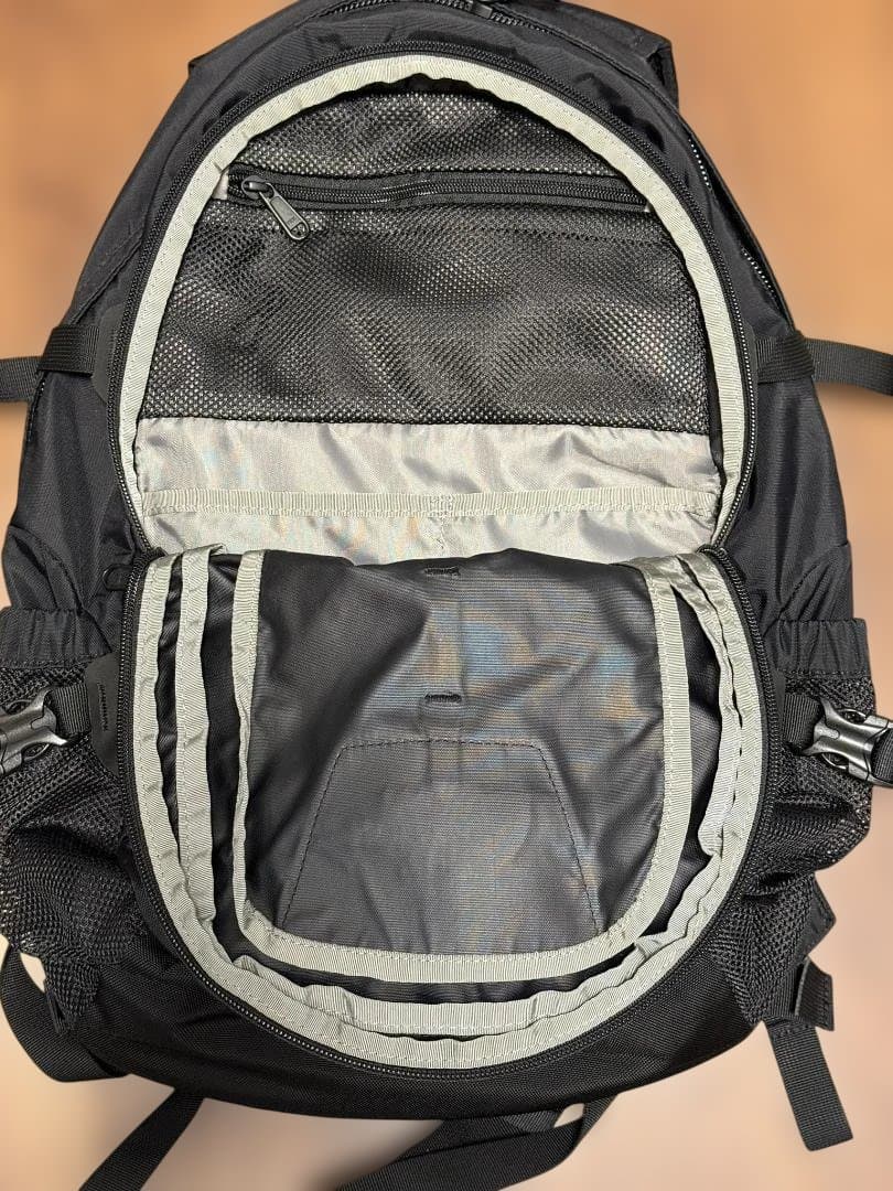 美品 ノースフェイス ホットショット ブラック NM72302 2024/2購入